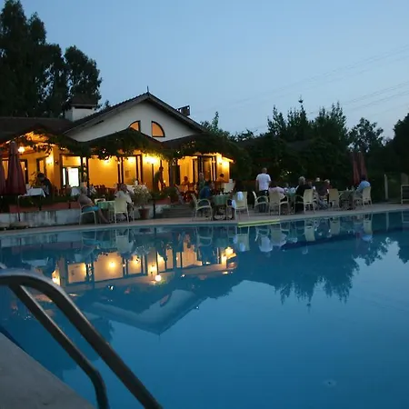 Otel Bezay 2*