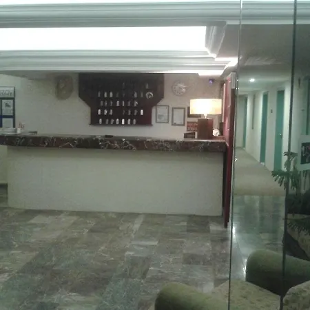 贝扎酒店